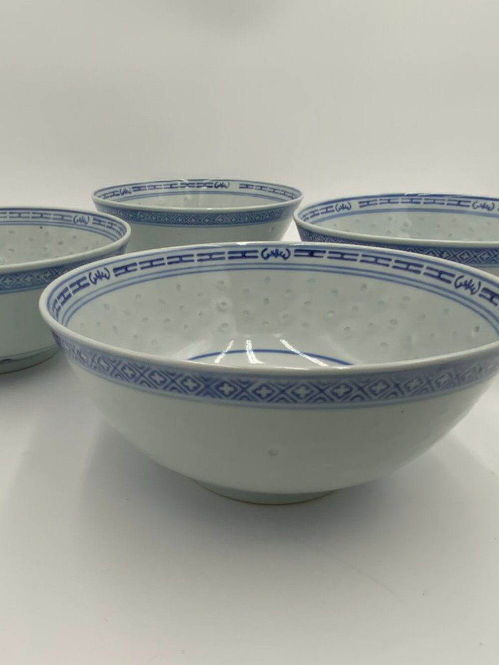 Vintage Chinese Blue & White Porcelain Rice Pattern Bowls Dragon, 8" SET of 4 - Picture 2 of 6